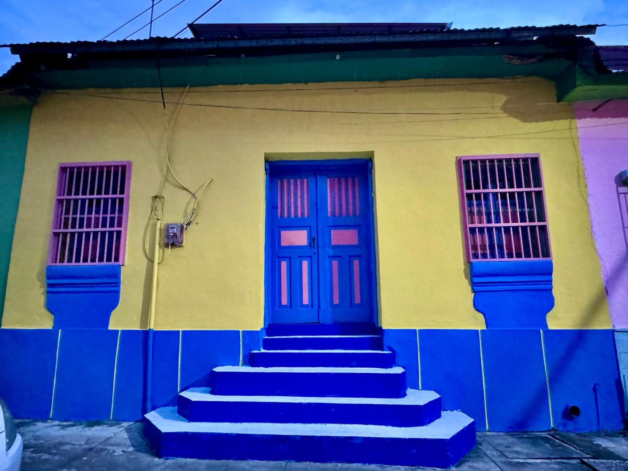 Hostal Los Girasoles By Hostal Inn Flores Exterior foto